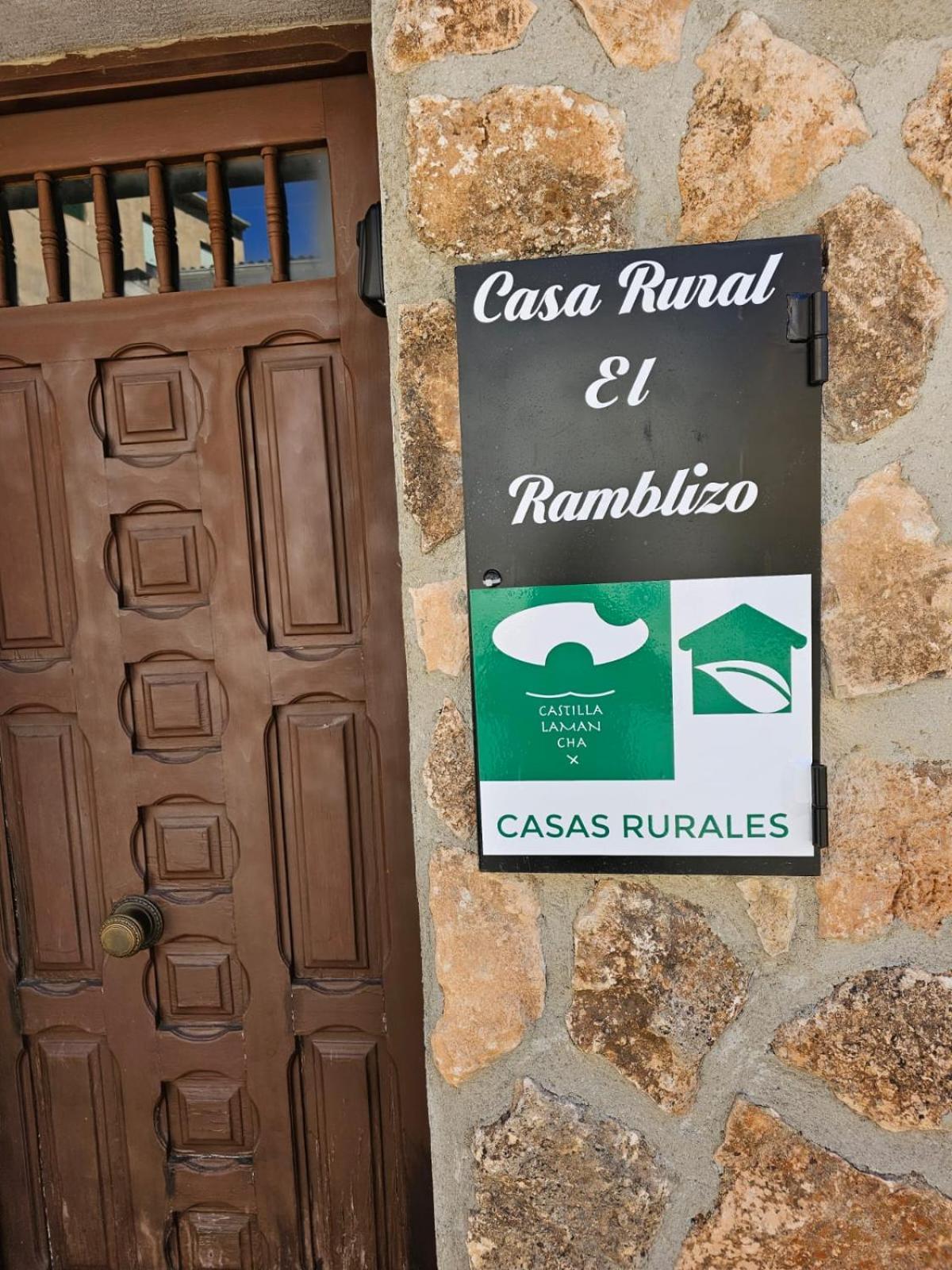 Casa Rural Ramblizo Elche de la Sierra Ngoại thất bức ảnh